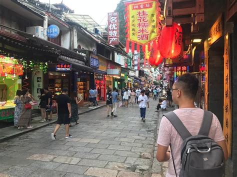 【寻桂记】在桂林，一个吸引人的夜市摊需要什么？-桂林生活网新闻中心
