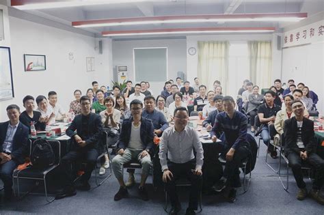 温州市才华技工学校2022学年第一学期教师培训圆满开展 - 春华教育集团