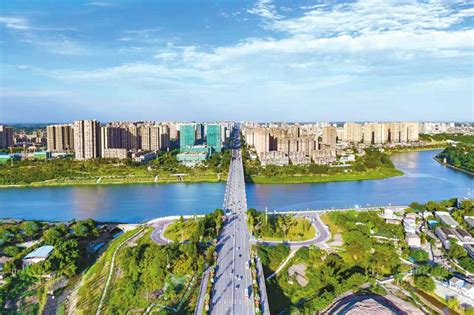 内江市东兴区：打造城市经济新引擎、绿色低碳宜居地---四川日报电子版