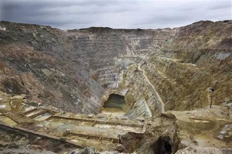 2024宾汉谷铜矿场游玩攻略,100多年来，从这儿挖走的60亿...【去哪儿攻略】