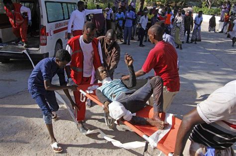 最新消息！索马里首都安全检查站突发爆炸已致至少50死，死者中有外国人