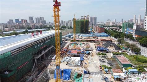 茂名日报 第2021-01-15期 封一版:茂名站北站房已基本完成主体建筑施工