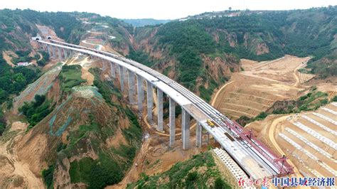 公路路面工程-明磊建设集团有限公司