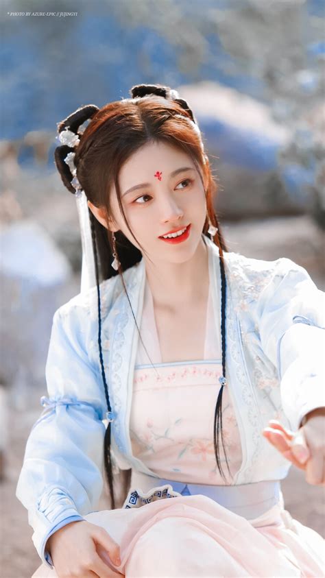 鞠婧婧祎图片