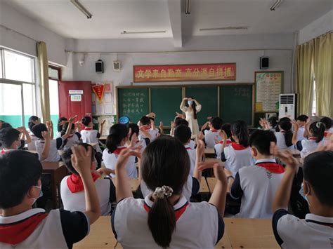 宁陵县第二实验小学：小小课堂手势操 舞出师生健康来-中华网河南