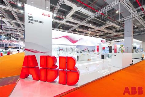ABB全球机器人超级工厂建设全面复工——ABB机器人新闻中心abb机器人智能服务商