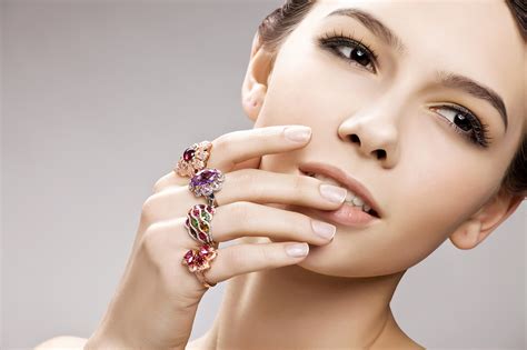 珠宝首饰行业未来发展六大趋势 - 珠宝商情网
