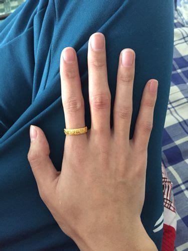 戴戒指含义(每个手指佩戴戒指的含义你可懂？这样戴戒指的意义，想单身都难) - 【爱喜匠】