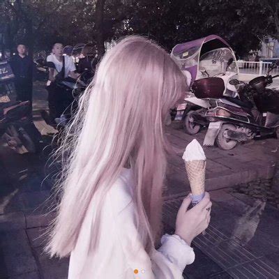 Q友乐园女生头像温柔