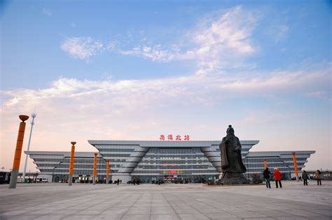 江西鹰潭国际陆港正式开通运营|鹰潭市|江西省|中欧班列_新浪新闻