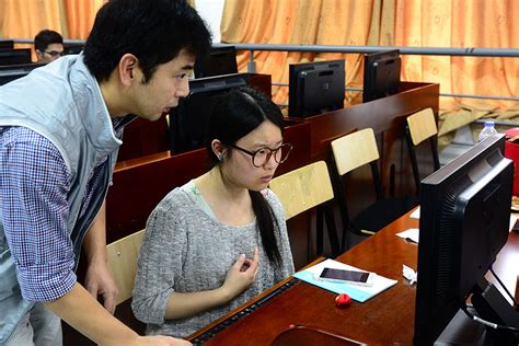 信息分院Android软件开发培训班正式开讲-浙江财经大学东方学院信息学院