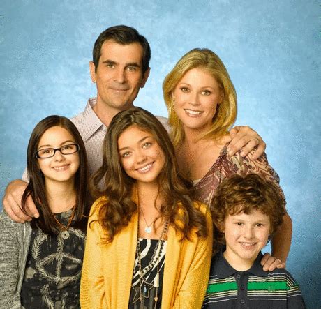 《摩登家庭 第四季》全集-电视剧-免费在线观看