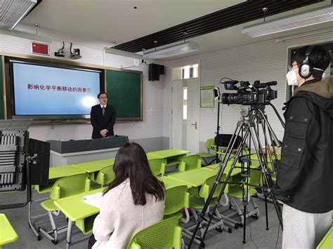 集结1300多名上海优秀教师，录制5000多节视频课！相伴三个月的“空中课堂”幕后花絮来了