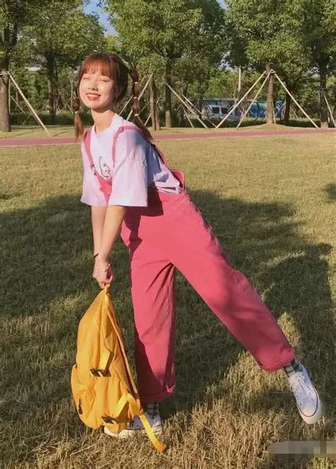 穿搭上衣甜美女生头像