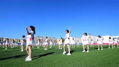 2017辉县市城北小学中小学生运动会团体操表演_腾讯视频
