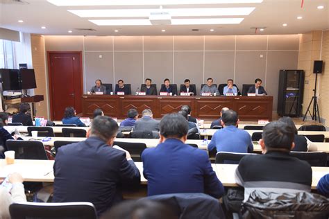 内蒙古“1+7+2”政策 促进服务业高质量发展_凤凰网视频_凤凰网