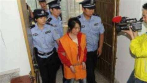 “南京女大学生遇害案”受害人父亲已申请庭审公开直播(含视频)_手机新浪网