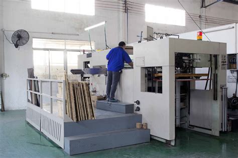 瓦楞纸箱包装机械-水墨印刷机-江门市仁隆机械设备制造有限公司