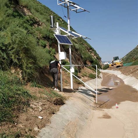 水雨情监测系统夏季水位雨量监测站雷达液位计 - 雨量站 - 成都华诚仪器有限公司