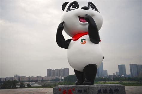四川文旅吉祥物“安逸”玻璃钢熊猫雕塑落户南充 - 欧迪雅凡家具