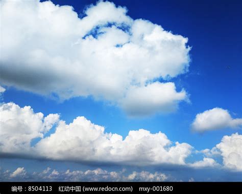 蓝天有彩虹的白毛云蓝色季节天气彩虹云雾阴霾天空水分天蓝色晴天高清图片下载-正版图片321475550-摄图网