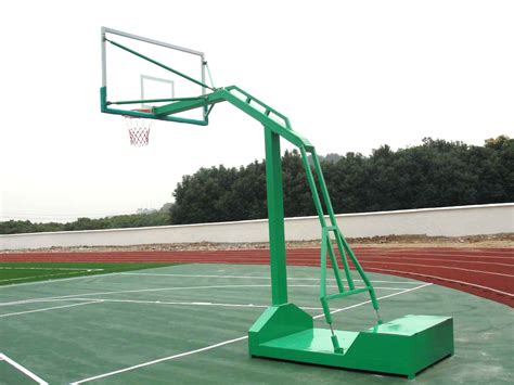 篮球架摆放距离底线 有多少米 ?_百度知道