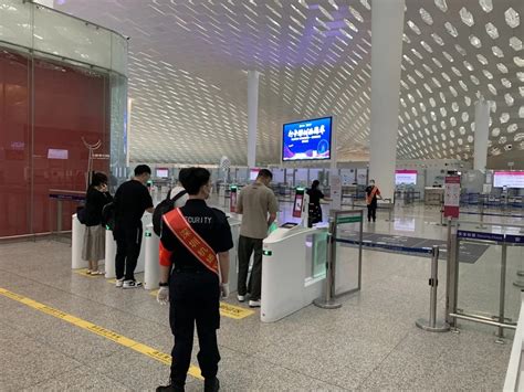 宝安机场有序恢复航班运营_深圳宝安网