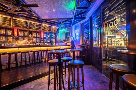 亚洲排名第一的酒吧开来上海啦！ - 知乎