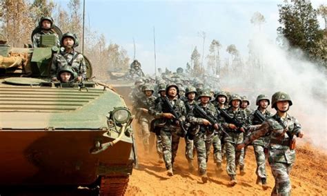 中国第十七批赴黎巴嫩维和建筑工兵分队今天在陆军第74集团军某旅正式成立