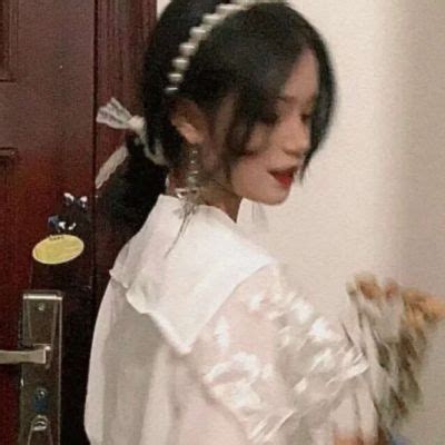 优质温柔女生头像配套