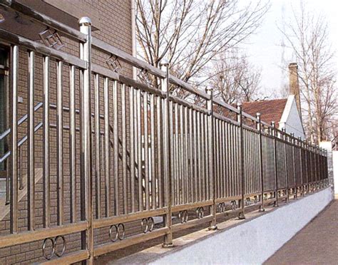 不锈钢围栏造型,不锈钢围栏栏杆,不锈钢庭院围栏_大山谷图库