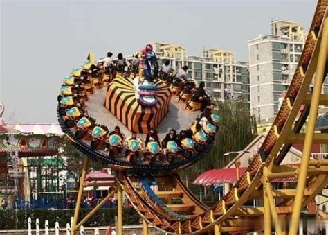 中国第一家游乐园，80年代人们心中的“迪士尼”，忆往昔童年过往|迪士尼|锦江乐园|游乐园_新浪新闻