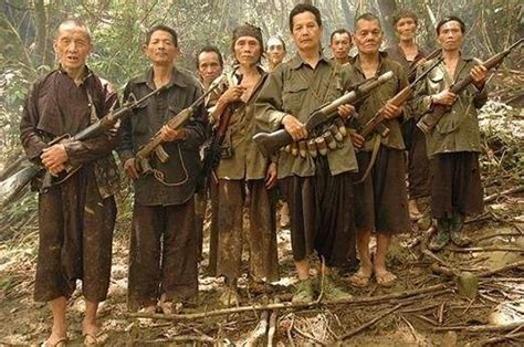 越战解放军战士身上的“光荣弹”是虚构故事？真相是_凤凰历史