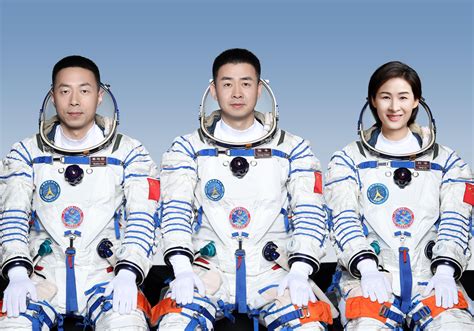 中国首位女宇航员——刘洋-猎富团