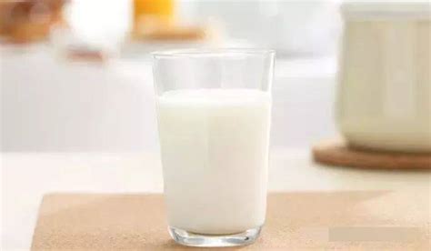 奶粉第一原料是生牛乳好还是脱脂奶好？你可能被骗了很久 - 知乎