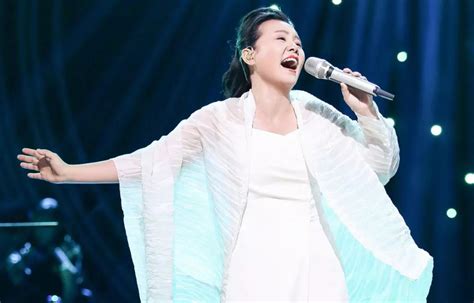 【图】中国民歌女歌手排名 看那些颜值与才华并存的女子们_大陆星闻_明星-超级明星