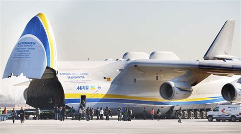 世界上最大的飞机安-225“梦幻”运输机_腾讯视频
