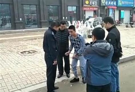 昆明通报聚众斗殴事件：10名嫌犯被刑拘 1人取保候审_手机凤凰网