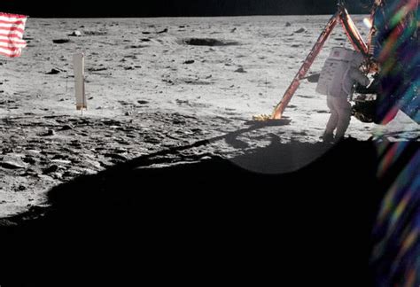 当年美国登月后，是怎么离开月球，然后再返回地球的？|指令舱|月球|登月舱_新浪新闻