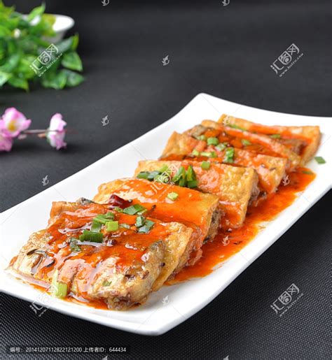 带鱼炖豆腐,中国菜系,食品餐饮,摄影,汇图网www.huitu.com