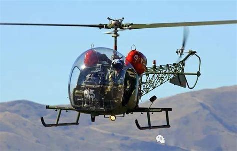 直升机构造 | 直升机机体认识_旋翼