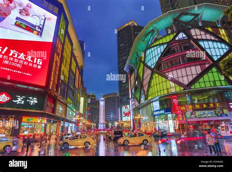 Jiefangbei Square (Chongqing) - 2018 All You Need to Know Before You Go (with Photos) - TripAdvisor
