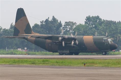印尼空军KC-130B军用运输机_新浪图集_新浪网