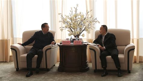 新闻中心-临汾市委副书记、市长李云峰考察上海均和集团