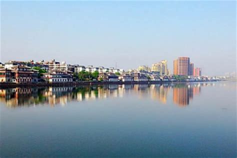四川“最富”一座没有冬天的城市, 富裕度超过成都排第一