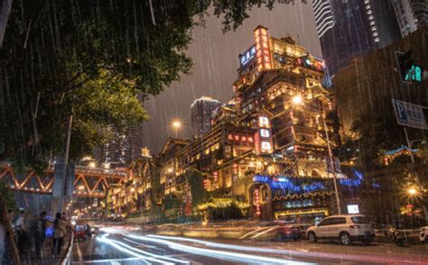 惊艳如画，一下雨，重庆就美成了撩人的江南。|重庆|摄影师|王正坤_新浪新闻