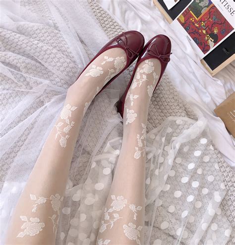 法式优雅复古蔷薇花玫瑰花刺绣白色丝袜超薄夏季甜美宫廷连裤袜女-阿里巴巴