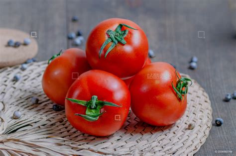 多个椭圆形红番茄的背景高清图片下载-正版图片503284031-摄图网