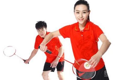 图解！打羽毛球如何发力及正确击球【伟士#羽课】-搜狐体育