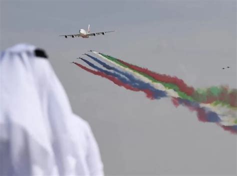 订金创纪录 波音迪拜航展首日获180亿美元订单_私人飞机网